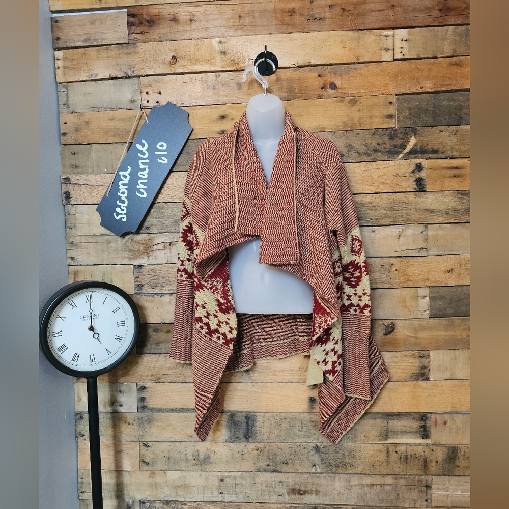 Saga women's red and tan Aztec/tribal design open cardigan size L